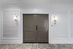 3334 Peachtree Rd NE, Atlanta, GA 30326 - Photo 2