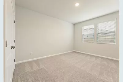 8031 Dickens Drive, Fairburn, GA 30213 - Photo 10