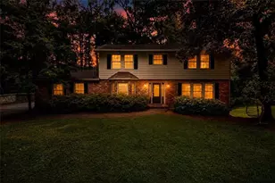5667 Colton Dr, Sandy Springs, GA 30342 - Photo 44