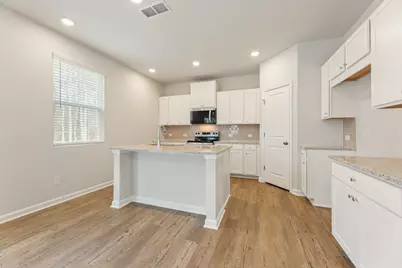 8039 Dickens Drive, Fairburn, GA 30213 - Photo 12