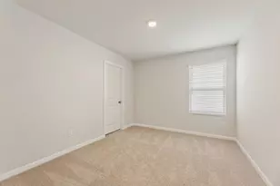 8039 Dickens Dr, Fairburn, GA 30213 - Photo 18