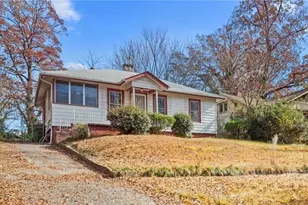 785 N Elizabeth Pl NW, Atlanta, GA 30318 - Photo 1