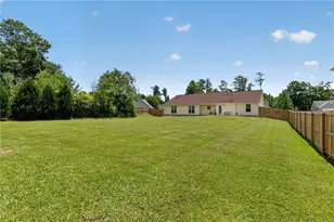 510 Embassy Walk, Winder, GA 30680 - Photo 6