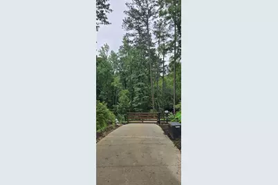 1677 Daffodil Drive, Marietta, GA 30062 - Photo 4