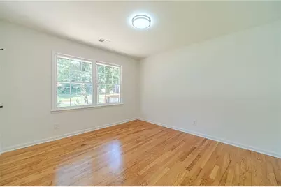 664 Hickory Ridge Road SW, Lilburn, GA 30047 - Photo 20