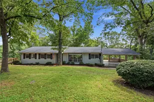 2251 Skyline Dr, Gainesville, GA 30501 - Photo 1