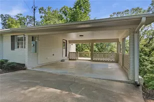 2251 Skyline Dr, Gainesville, GA 30501 - Photo 4