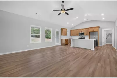 334 Flying Eagle Drive, Commerce, GA 30529 - Photo 4