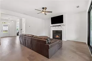 2453 Oxenwood Dr SW, Marietta, GA 30064 - Photo 18