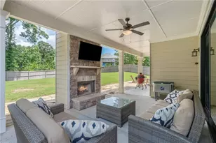 2453 Oxenwood Dr SW, Marietta, GA 30064 - Photo 4