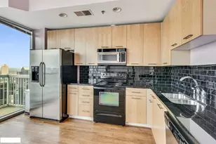 3324 Peachtree Rd NE, Atlanta, GA 30326 - Photo 6