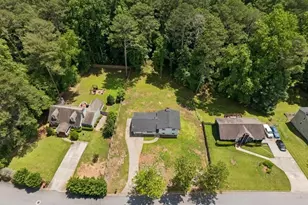 371 Pine Valley Rd SW, Mableton, GA 30126 - Photo 6