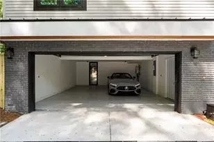 3626 N Stratford Rd NE, Atlanta, GA 30342 - Photo 12