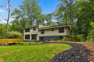 3626 N Stratford Rd NE, Atlanta, GA 30342 - Photo 8