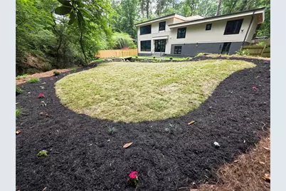 3626 N Stratford Road NE, Atlanta, GA 30342 - Photo 4