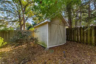 1053 Standard Dr NE, Brookhaven, GA 30319 - Photo 30