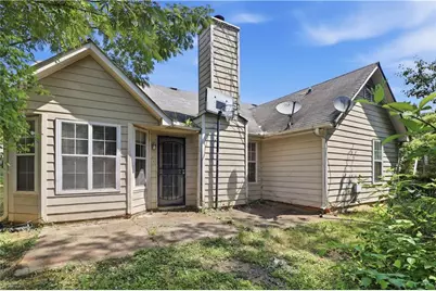 5633 Tunbridge Wells Court, Lithonia, GA 30058 - Photo 4