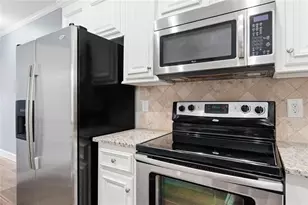 2261 Line Dr, Lawrenceville, GA 30043 - Photo 14