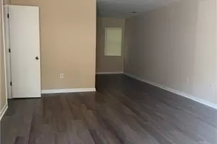 209 E Wilson, Villa Rica, GA 30180 - Photo 2