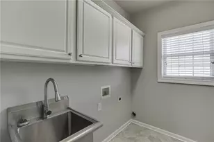 1707 Prospect View Dr, Lawrenceville, GA 30043 - Photo 26