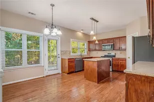 11380 Crossington Rd, Alpharetta, GA 30005 - Photo 6
