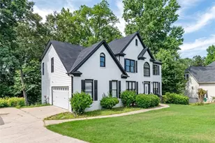 227 Scenic View Ln, Stone Mountain, GA 30087 - Photo 2