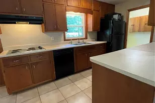 4252 Clydes Ct, Tucker, GA 30084 - Photo 6