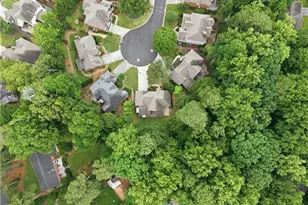 1470 Devonash Ln, Dunwoody, GA 30338 - Photo 20
