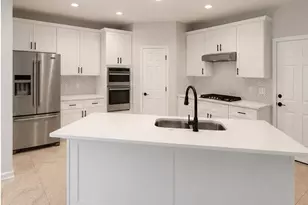 4612 Chardonnay Ct, Dunwoody, GA 30338 - Photo 2