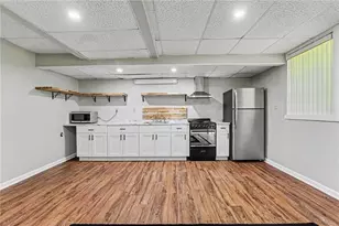 3084 Green Valley, East Point, GA 30344 - Photo 12