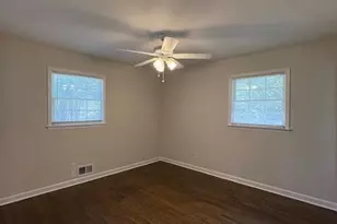 2068 Kenwood Pl SE, Smyrna, GA 30082 - Photo 8
