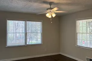 2068 Kenwood Pl SE, Smyrna, GA 30082 - Photo 20