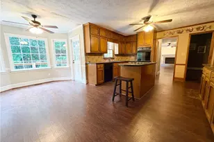 2971 Brookside Run, Snellville, GA 30078 - Photo 8
