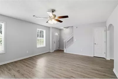 8569 Thomas Road, Riverdale, GA 30274 - Photo 8