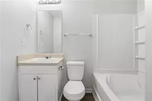 8569 Thomas Rd, Riverdale, GA 30274 - Photo 22