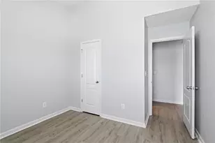 8569 Thomas Rd, Riverdale, GA 30274 - Photo 20
