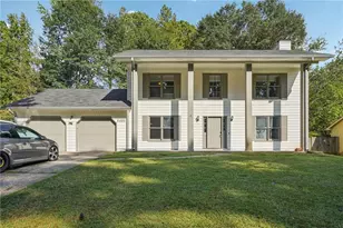 8882 Habersham Dr, Jonesboro, GA 30238 - Photo 1