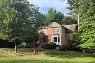 1430 Shadowrock Ct NE, Marietta, GA 30062 - Photo 2