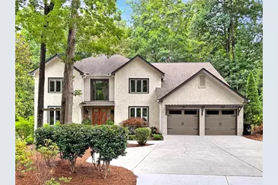 2270 Roxburgh Drive, Roswell, GA 30076 - Photo 2