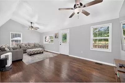 39 Cabin Creek Circle, Commerce, GA 30529 - Photo 2
