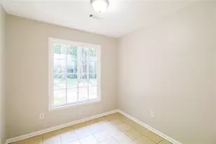 8605 Collins Dr, Jonesboro, GA 30236 - Photo 14