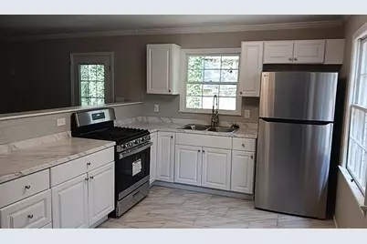 6820 Marlborough Circle S, South Fulton, GA 30349 - Photo 10