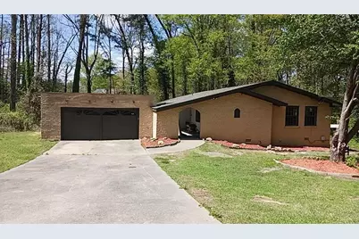 6820 Marlborough Circle S, South Fulton, GA 30349 - Photo 2