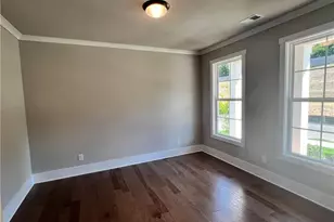 321 Willow Cv, Canton, GA 30114 - Photo 2