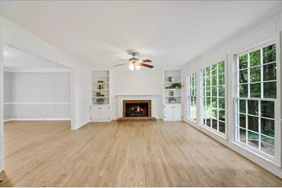 153 Lakeside Drive NW, Kennesaw, GA 30144 - Photo 20