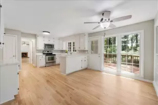 153 Lakeside Dr NW, Kennesaw, GA 30144 - Photo 24