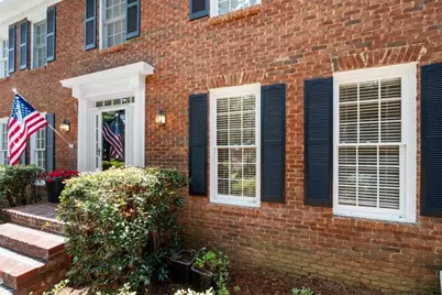 153 Lakeside Drive NW, Kennesaw, GA 30144 - Photo 10