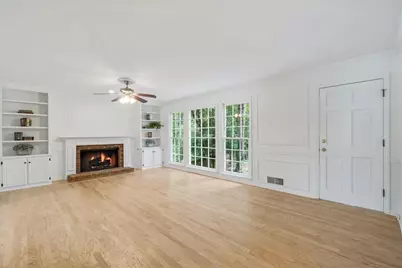 153 Lakeside Drive NW, Kennesaw, GA 30144 - Photo 18