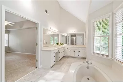153 Lakeside Drive NW, Kennesaw, GA 30144 - Photo 38