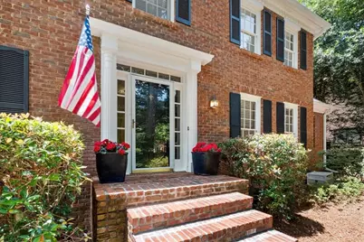 153 Lakeside Drive NW, Kennesaw, GA 30144 - Photo 12